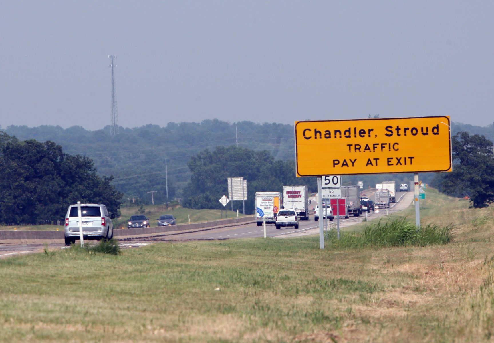 Do people coming from Oklahoma City to the Stroud service area and turn around avoid the toll now?